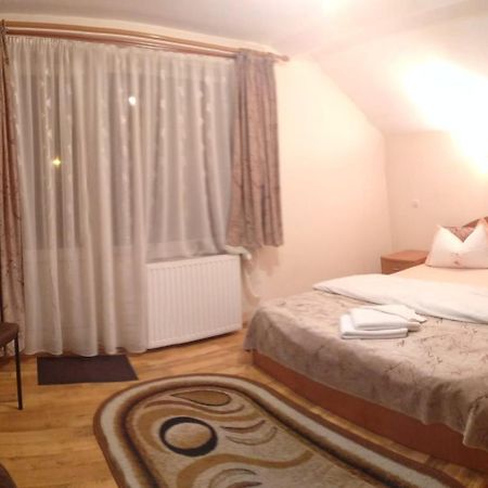 Hotel Casa Terzea Râșnov Zewnętrze zdjęcie