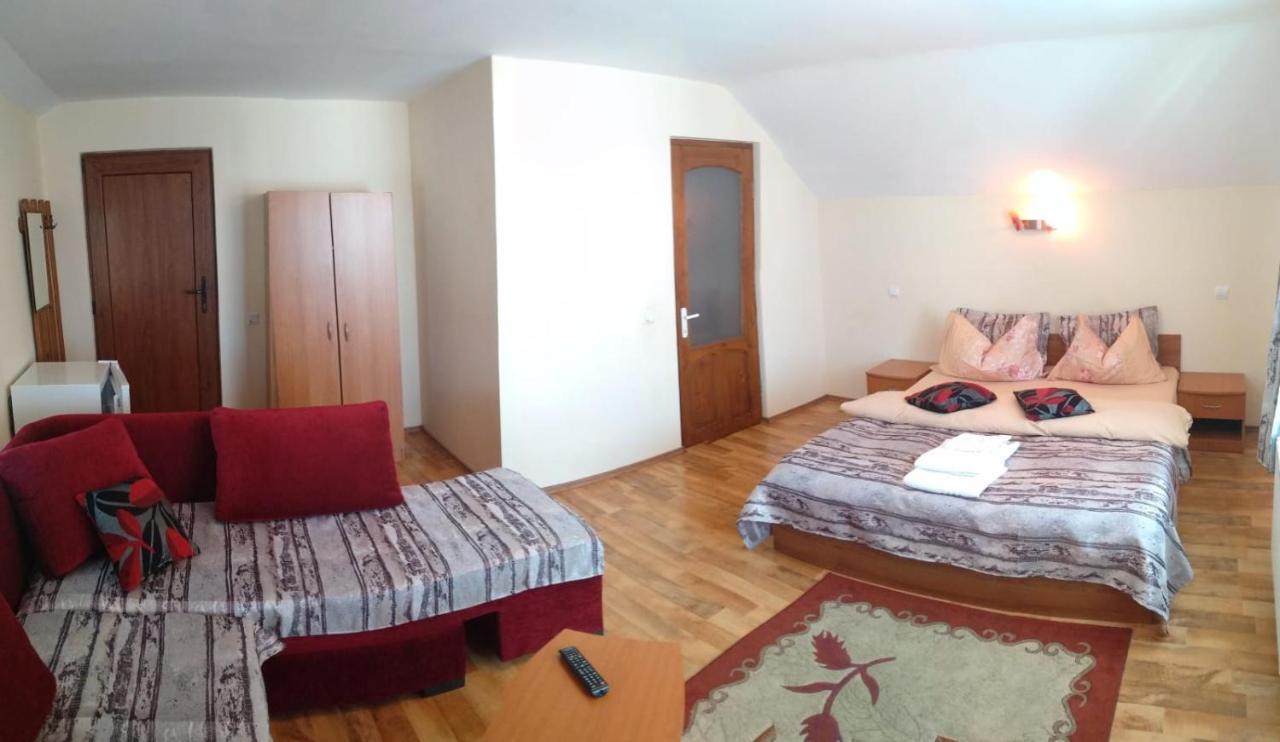 Hotel Casa Terzea Râșnov Zewnętrze zdjęcie